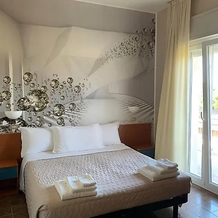 Hotel President 3*