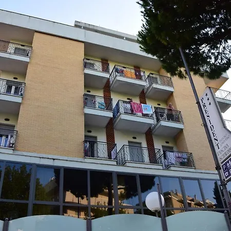 Hotel President Hotel 3*